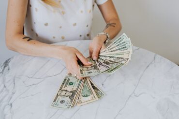 How to Overcome Greed and Achieve Balance: 16 Expert Tips for a Well-Balanced Life